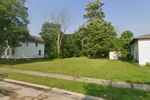 455 N Indiana Ave, Kankakee, IL 60901 - Photo 1