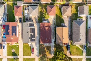 7817 S Kenton Ave, Chicago, IL 60652 - Photo 25