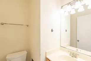 808 Trinity Ct, Carol Stream, IL 60188 - Photo 7