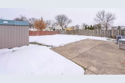 808 Trinity Court, Carol Stream, IL 60188 - Photo 11