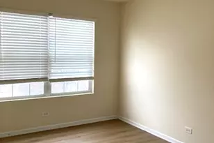 2441 Stoughton Cir, Aurora, IL 60504 - Photo 9