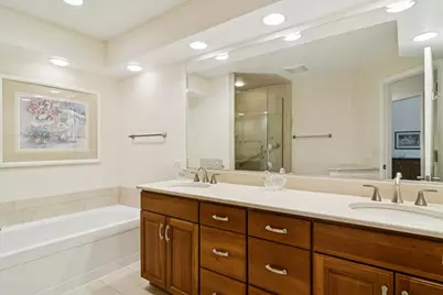 472 Park Barrington Drive, Barrington, IL 60010 - Photo 11