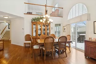 472 Park Barrington Dr, Barrington, IL 60010 - Photo 9