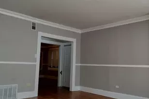 7729 S Essex Ave, Chicago, IL 60649 - Photo 7