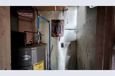 523 S Lott Boulevard, Gibson City, IL 60936 - Photo 33