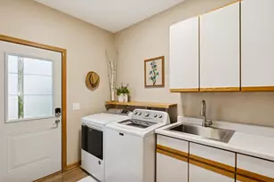 600 Crosswind Ln, Lindenhurst, IL 60046 - Photo 11