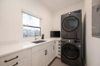 3817 N Lowell Avenue, Chicago, IL 60641 - Photo 37