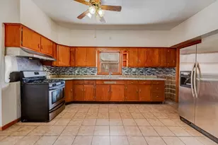 207 156th Pl, Calumet City, IL 60409 - Photo 7