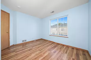 409 Evergreen Cir, Gilberts, IL 60136 - Photo 15