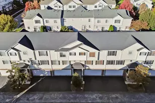 409 Evergreen Cir, Gilberts, IL 60136 - Photo 35