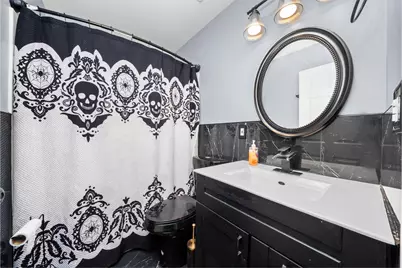 3056 Kingston Court, Streamwood, IL 60107 - Photo 15