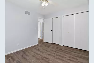 105 W Oak Street, Coal City, IL 60416 - Photo 17