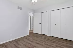 105 W Oak St, Coal City, IL 60416 - Photo 17