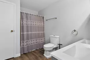 105 W Oak St, Coal City, IL 60416 - Photo 15