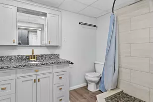 105 W Oak St, Coal City, IL 60416 - Photo 23