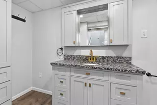 105 W Oak St, Coal City, IL 60416 - Photo 23