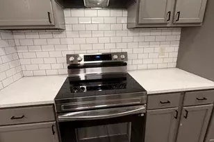 569 Somerset Ln, Crystal Lake, IL 60014 - Photo 9