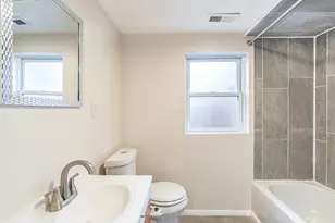 10800 S Buffalo Ave, Chicago, IL 60617 - Photo 11