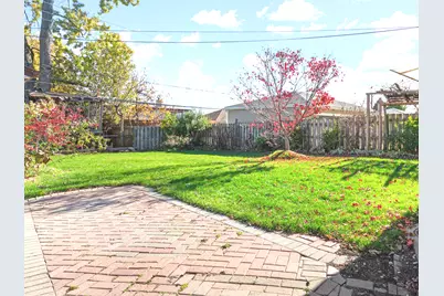 9043 Oriole Avenue, Morton Grove, IL 60053 - Photo 33