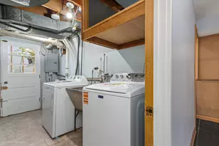 9043 Oriole Ave, Morton Grove, IL 60053 - Photo 27