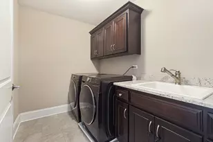 11701 Golden Gate Dr, Mokena, IL 60448 - Photo 39