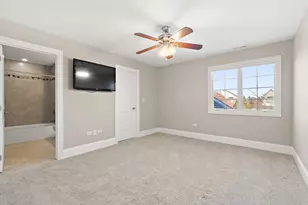 11701 Golden Gate Dr, Mokena, IL 60448 - Photo 41