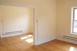 2921 W George St, Chicago, IL 60618 - Photo 3