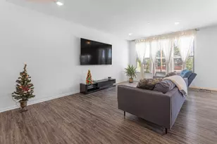 2617 Martini St, Mundelein, IL 60060 - Photo 9