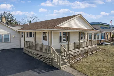 303 N Elmwood Avenue, Wood Dale, IL 60191 - Photo 1