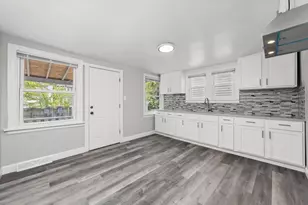 27 E 117th Pl, Chicago, IL 60628 - Photo 15