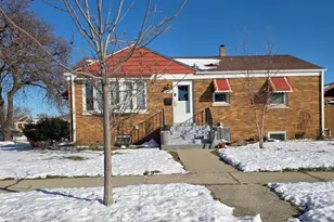 9945 Sunnyside Ave, Schiller Park, IL 60176 - Photo 1