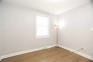 9945 Sunnyside Ave, Schiller Park, IL 60176 - Photo 15