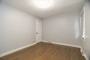 9945 Sunnyside Ave, Schiller Park, IL 60176 - Photo 13