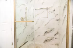 9945 Sunnyside Ave, Schiller Park, IL 60176 - Photo 17