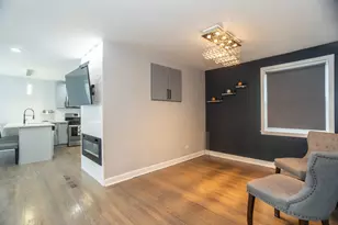 9945 Sunnyside Ave, Schiller Park, IL 60176 - Photo 7