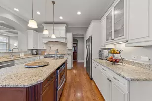 4947 Stonewall Ave, Downers Grove, IL 60515 - Photo 11