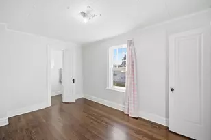 1489 E Algonquin Rd, Des Plaines, IL 60016 - Photo 9