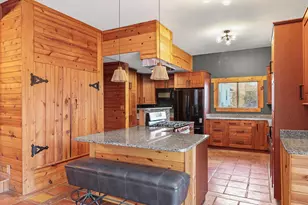 702 W Iowa St, Urbana, IL 61801 - Photo 11