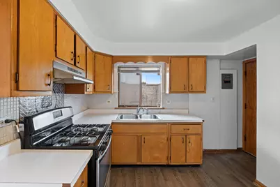 5121 W Diversey Avenue #3N, Chicago, IL 60639 - Photo 7