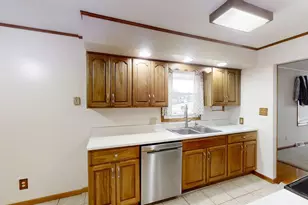 605 Douglas St, Catlin, IL 61817 - Photo 9