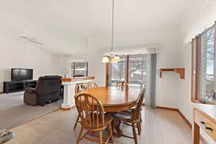 16300 Chickadee Cir, Orland Park, IL 60467 - Photo 11