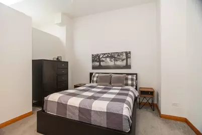 1130 W Cornelia Avenue #D, Chicago, IL 60657 - Photo 11