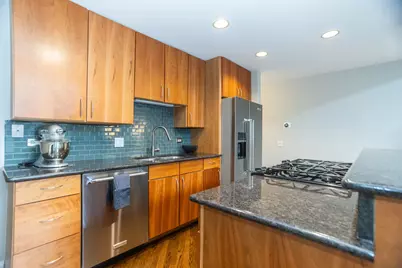 1130 W Cornelia Avenue #D, Chicago, IL 60657 - Photo 7