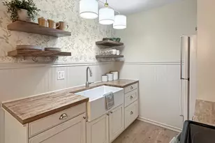 124 N Whistler C4 Ave, Freeport, IL 61032 - Photo 7