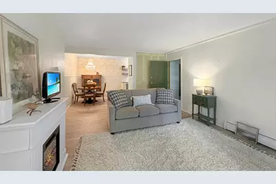 124 N Whistler C4 Avenue #C4, Freeport, IL 61032 - Photo 9