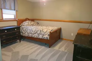 24200 Hillcrest Dr, Sterling, IL 61081 - Photo 17