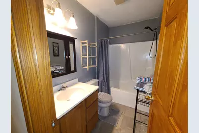 24200 Hillcrest Drive, Sterling, IL 61081 - Photo 7