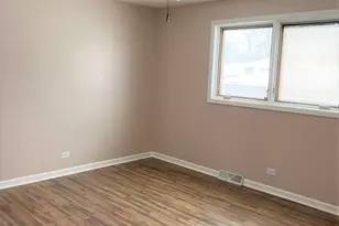 525 S Cherry St, Itasca, IL 60143 - Photo 11