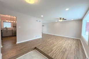 525 S Cherry St, Itasca, IL 60143 - Photo 3