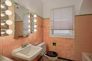 6434 N Mozart St, Chicago, IL 60645 - Photo 9